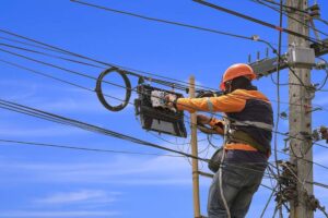 ESD Safety Shoes: Essential Protection Against Electrostatic Discharge